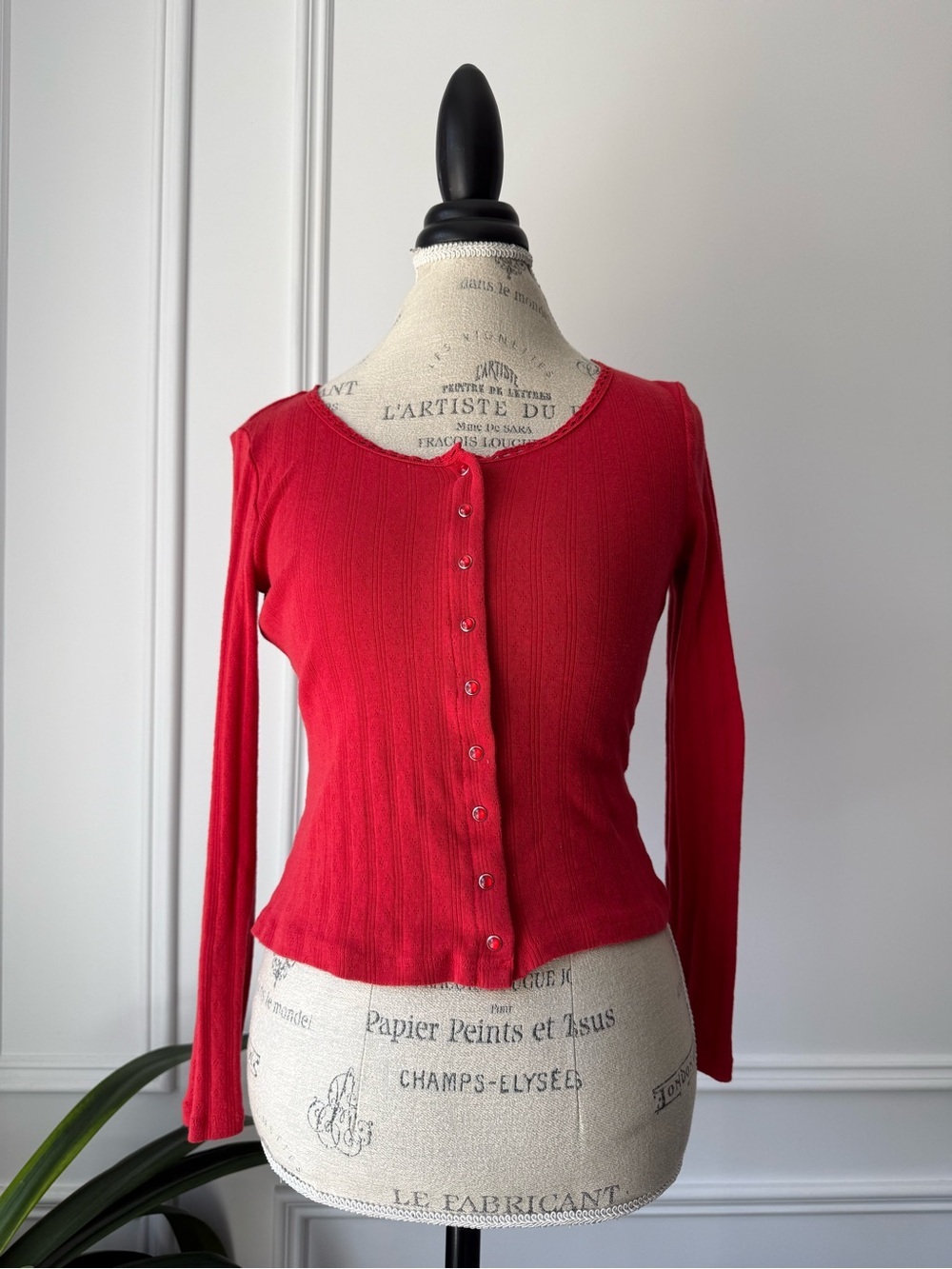 Truth by Republic Red Long-Sleeve Button-Front Ribbed Top - Picture 2 of 6